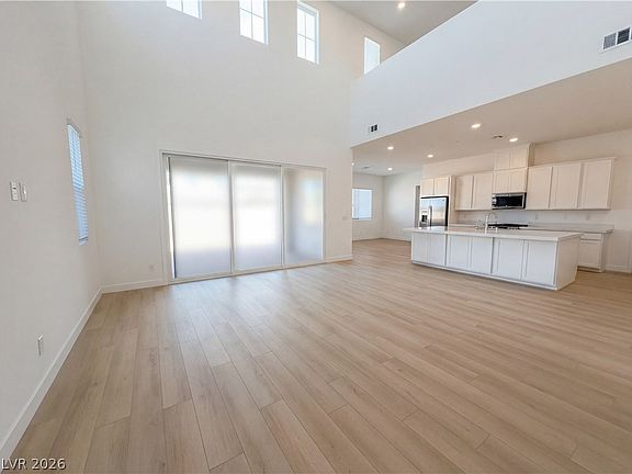 3rd image of 364 Portia Village Dr