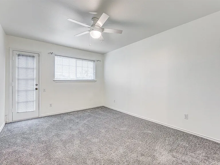 3212 Daniel Ave #D — Photo 11