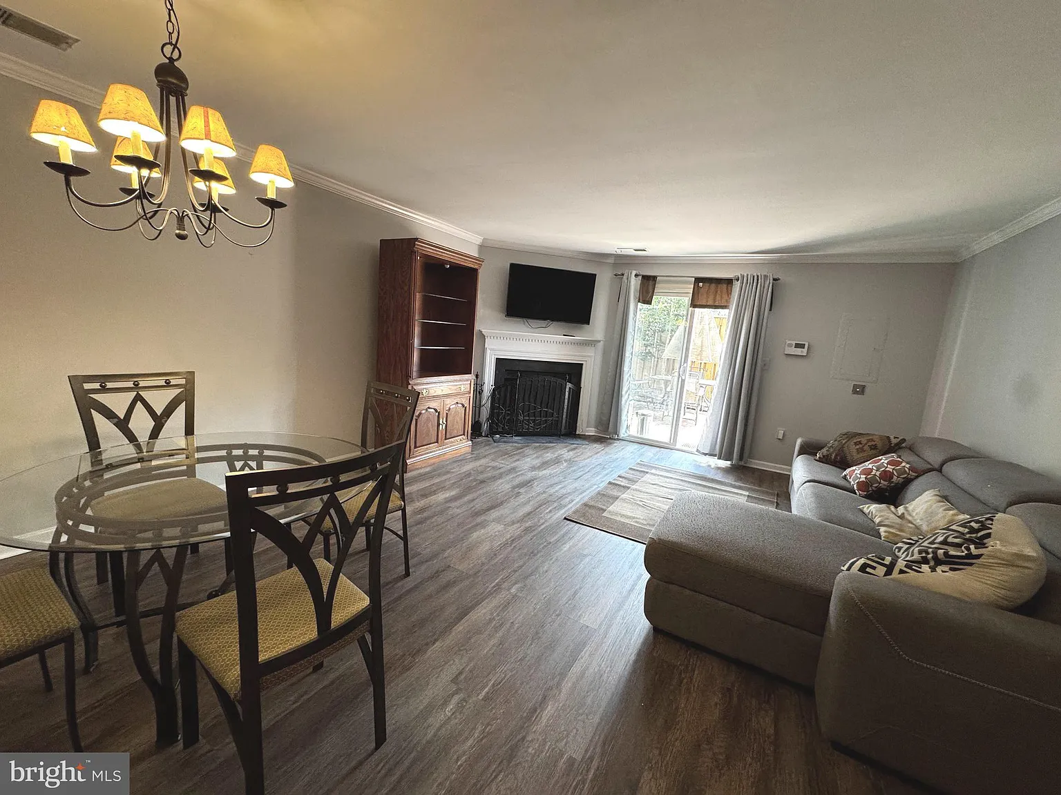 2 bed, 1088 sqft, $2,500 — Photo 4