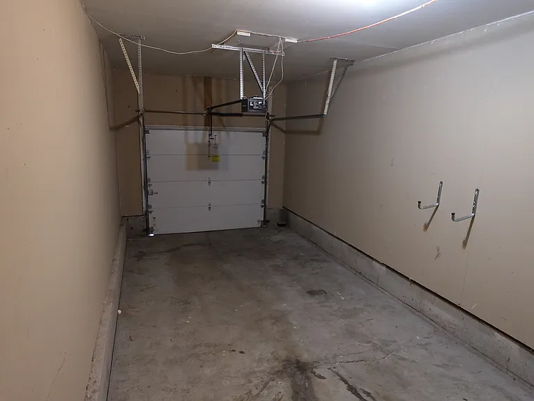 6608 NW Prairie View Rd — Photo 16