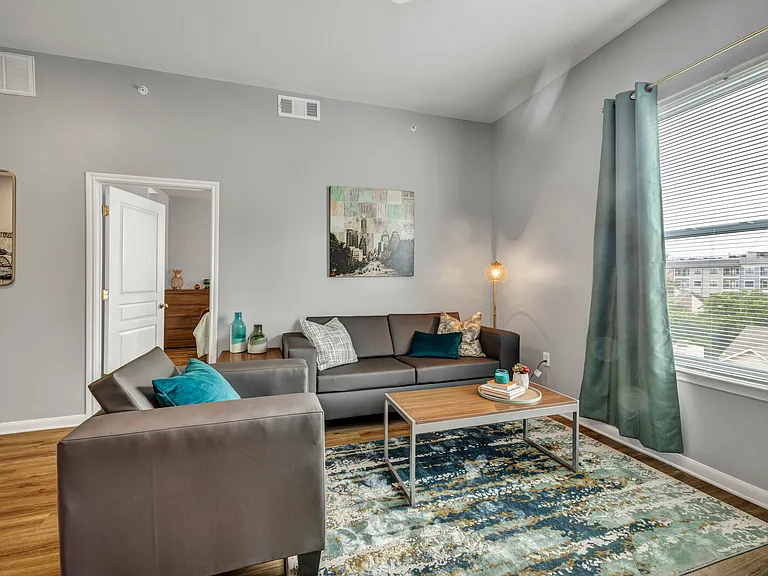 The Quarters Grayson House (Student Housing - Rent by the Bed) — Photo 75