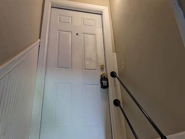 626 Washington St — Photo 3