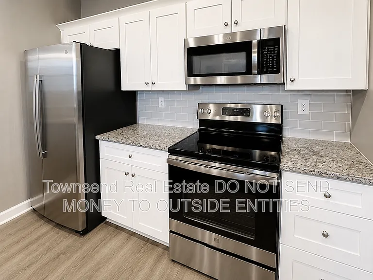 130 Person St #1/2 — Photo 6