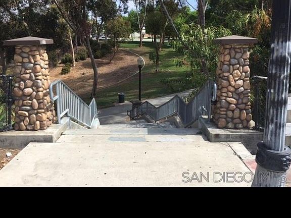 5th image of 4587 39th St