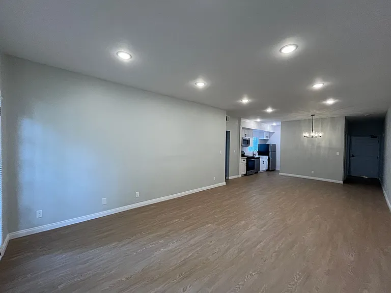 1620 South Bentley Ave — Photo 18