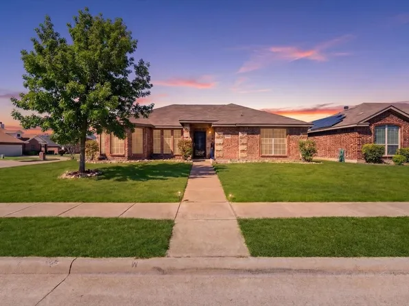 2001 Woodmere Dr, Lancaster, TX 75134