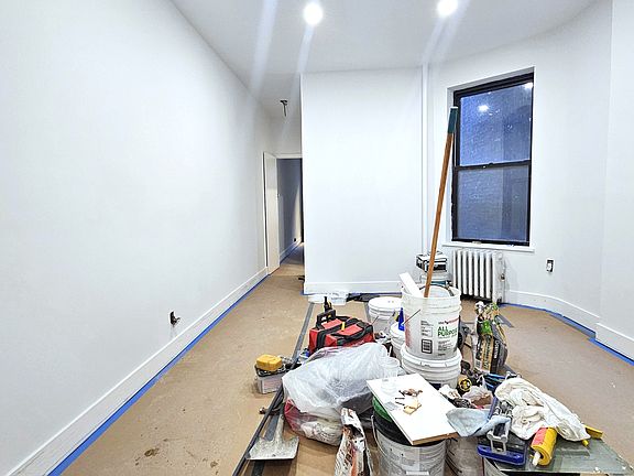 5th image of 57 W 105th St APT 2B