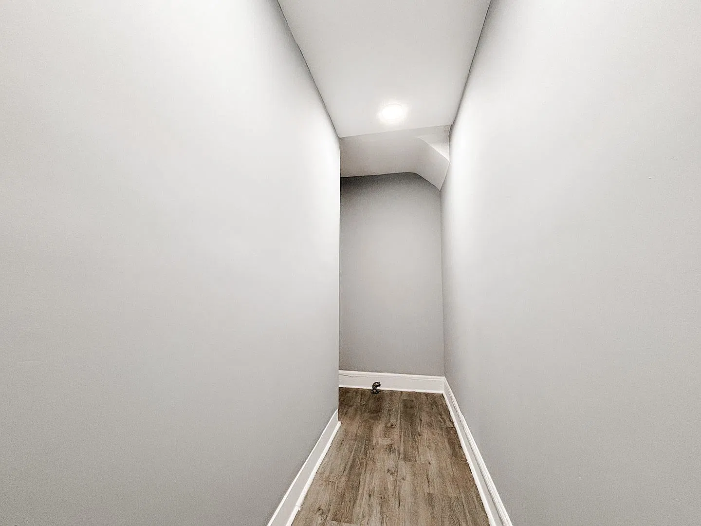 485 Nye Ave — Photo 3