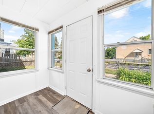 290 Blake St, Winnipeg, MB R3E2Z4