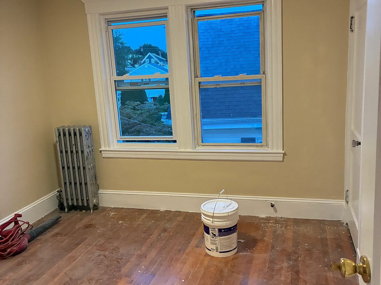 3 bed, $3,500 — Photo 2