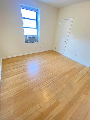 Rented by Level Group | media 9