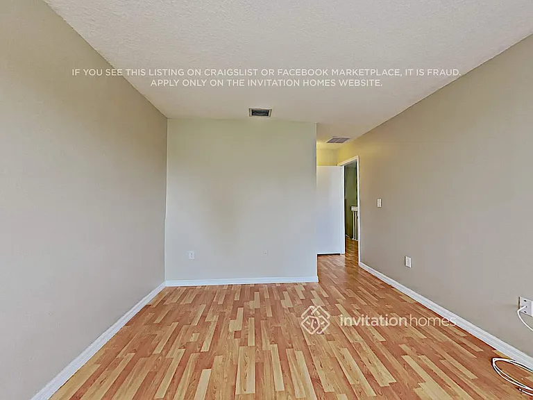 5886 SW 162nd Path — Photo 12