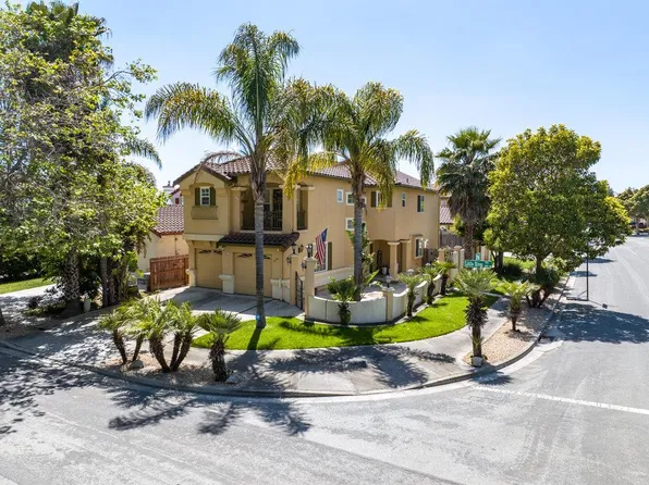 1599 Little River Dr, Salinas, CA 93906