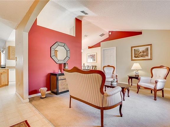 3rd image of 3155 Telford Ln