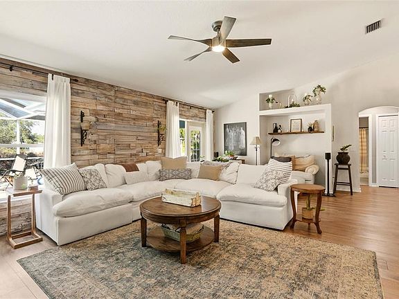 4th image of 4399 Amari Rd