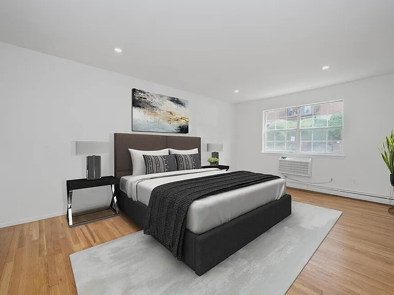 Parkside Apartments at Croton On Hudson — Photo 17