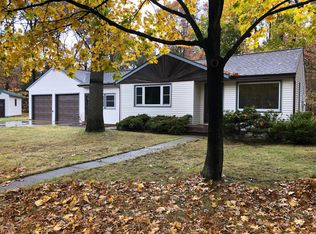 1391 S Carr Rd, Muskegon, MI 49442