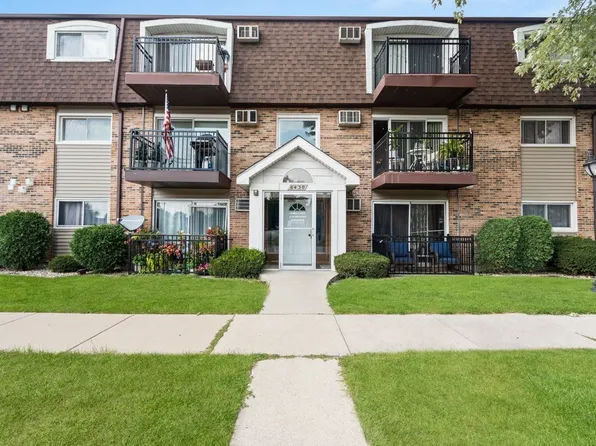6430 Pamela Ln Unit 8, Chicago Ridge, IL 60415