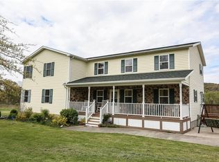 5956 S Vine Valley Rd, Middlesex, NY 14507