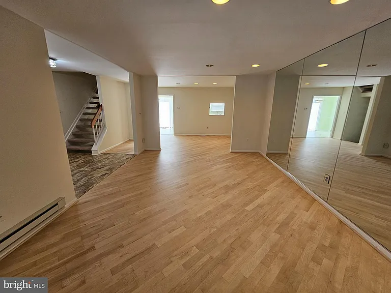 6908-10 Timberlane Rd — Photo 7