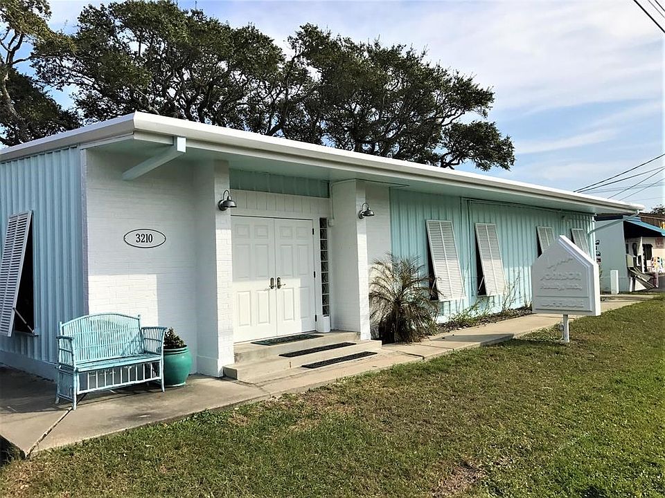 2nd image of 3210 N Highway 35 Byp