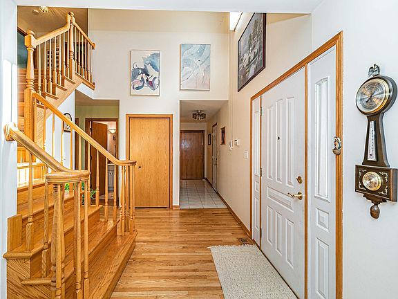 2nd image of 8915 Parkside Ave
