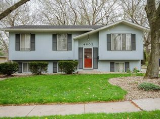 4602 Aspen Ln NE, Cedar Rapids, IA 52402
