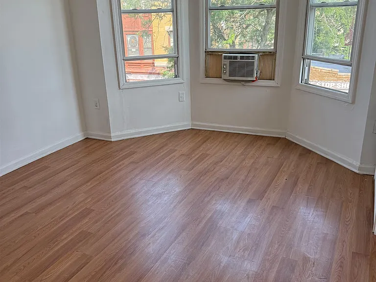 765 Westside Ave #2 — Photo 7