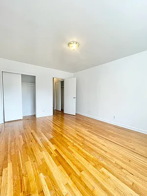 Rented by Compass | media 9