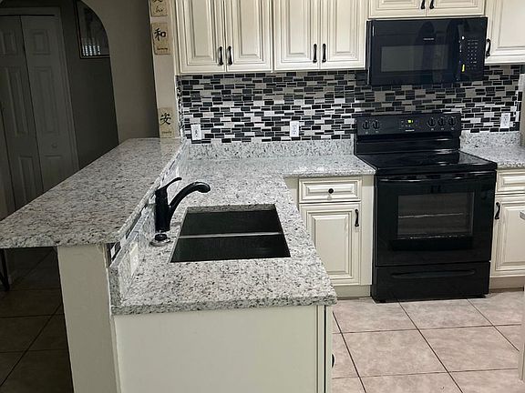 3rd image of 317 Chelmsford Ct