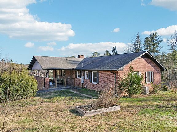 5th image of 307 Oklawaha Cir