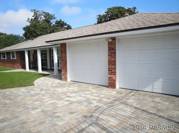 2nd image of 97 Nicholas Ct