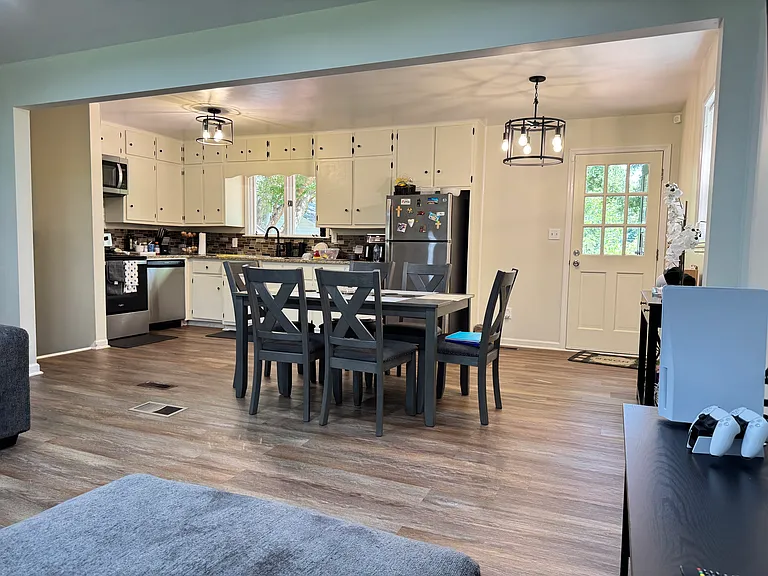 2323 Applewood Dr — Photo 13