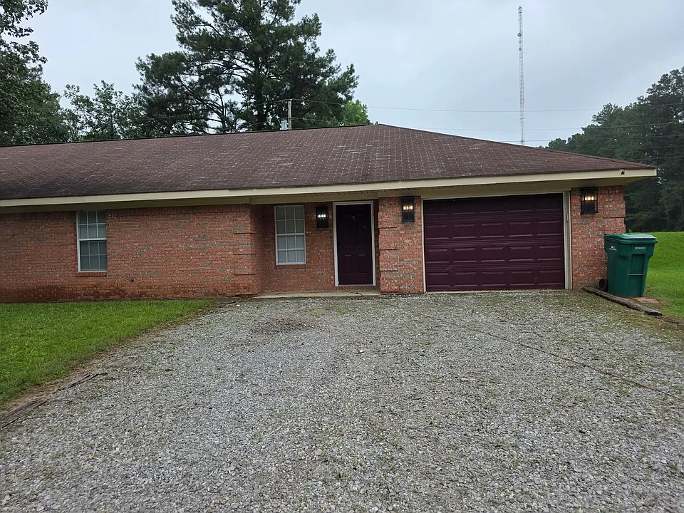 103 Stanford Cir #9