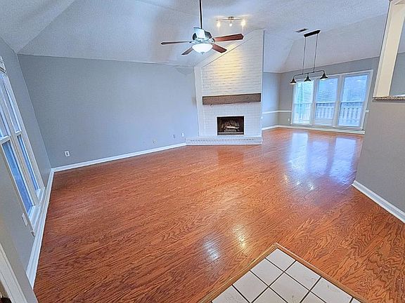 2nd image of 410 Cherry Hollow Cv