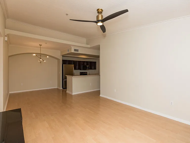 10075 Gate Pkwy N #405 — Photo 4