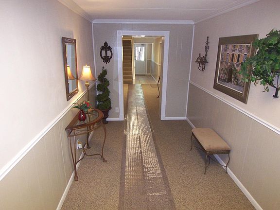2nd image of 641 Highland Park Dr #2