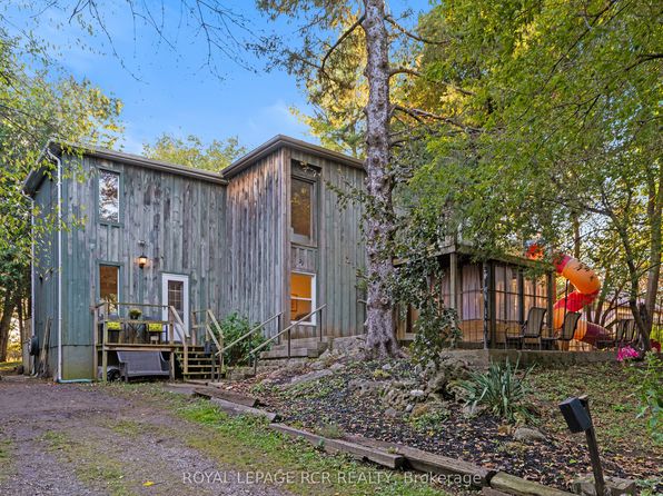 27 John St N, Caledon, ON L7K 0C4