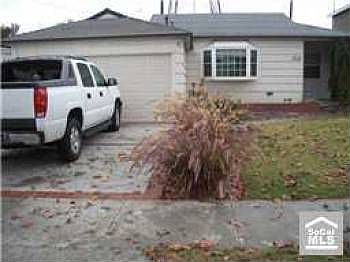 1st image of 3854 Stevely Ave
