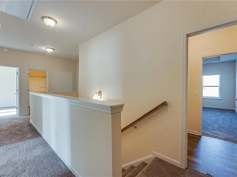 5317 Burrus Ln — Photo 37