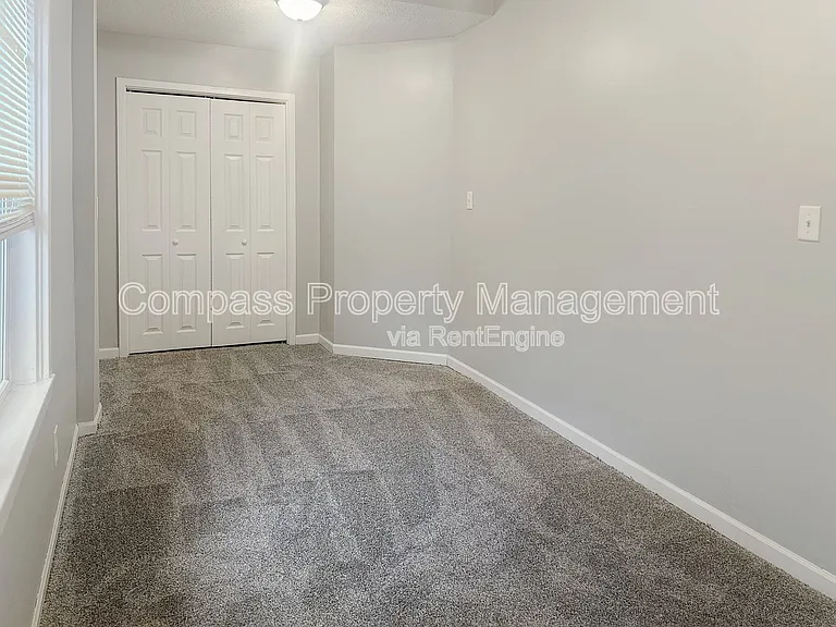 951 Bridge St NW #1 — Photo 9