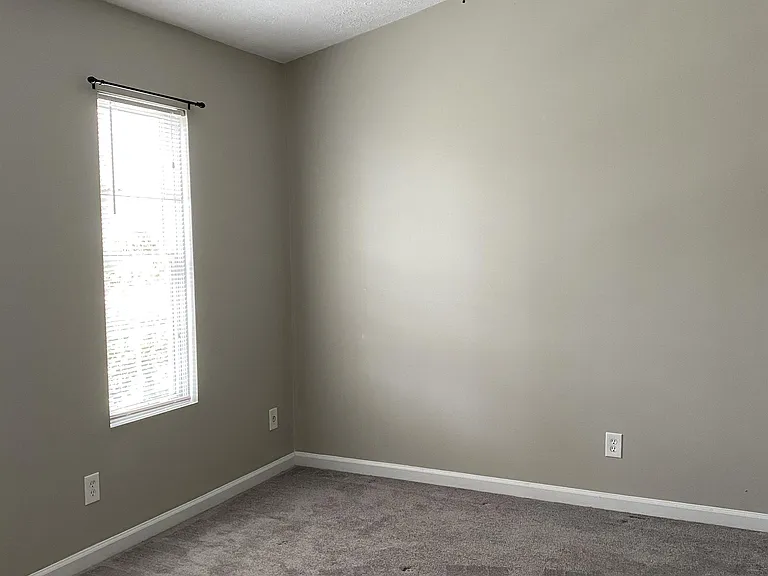 1417 Ashbourne Dr #1 — Photo 15