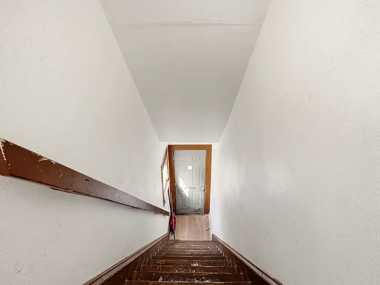 1913 W Mallon Ave — Photo 25