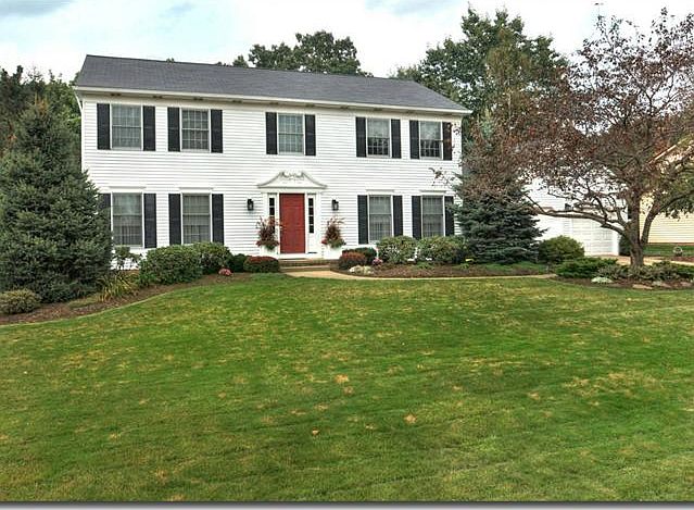 1st image of 34331 Summerset Dr
