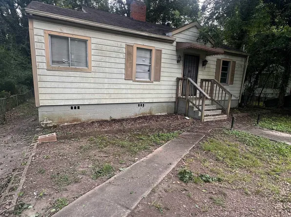 708 Rutledge Dr, Midfield, AL 35228