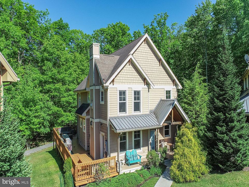 1st image of 135 Rock Ridge Ln #13