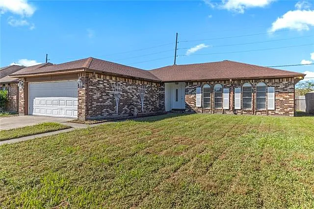 2440 W Sunnymeade Dr