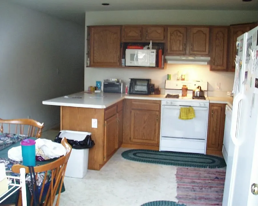 427 Lee Ave photo 1