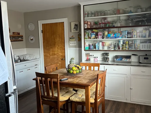 1216 Hammond Ave, Utica, NY 13501