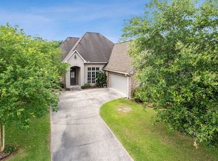 18091 Pine Ridge Dr, Prairieville, LA 70769